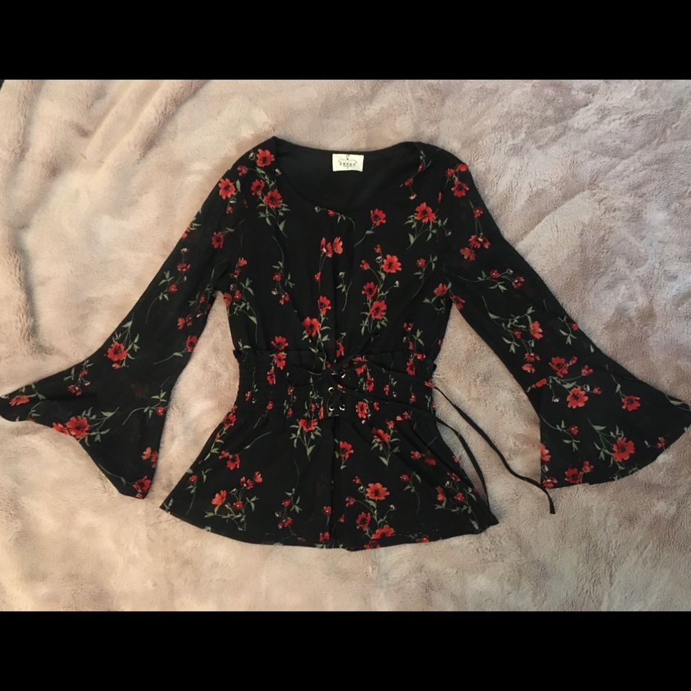Gorgeous floral blouse